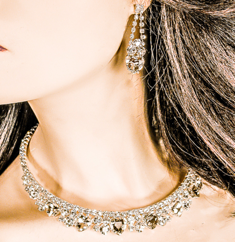 Crystal Rhinestone Collar Chocker Necklace with Hearts, a fashion accessorie - Evening Elegance