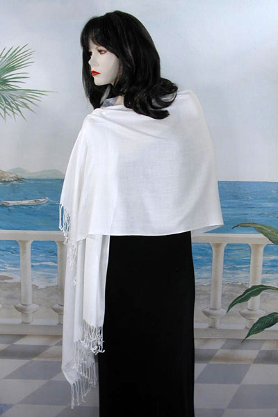 Pashmina Shawls and Wraps, Lightweight, Warm and Soft, a fashion accessorie - Evening Elegance