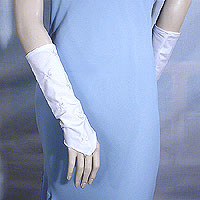 Embroidered pearl fingerless gloves