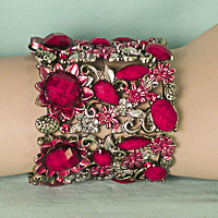 Wide Bracelet in a Scrolled Vintage Design (Black or Wine)